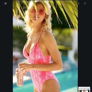 Isabella rose M Vienna one piece swim swimsuit